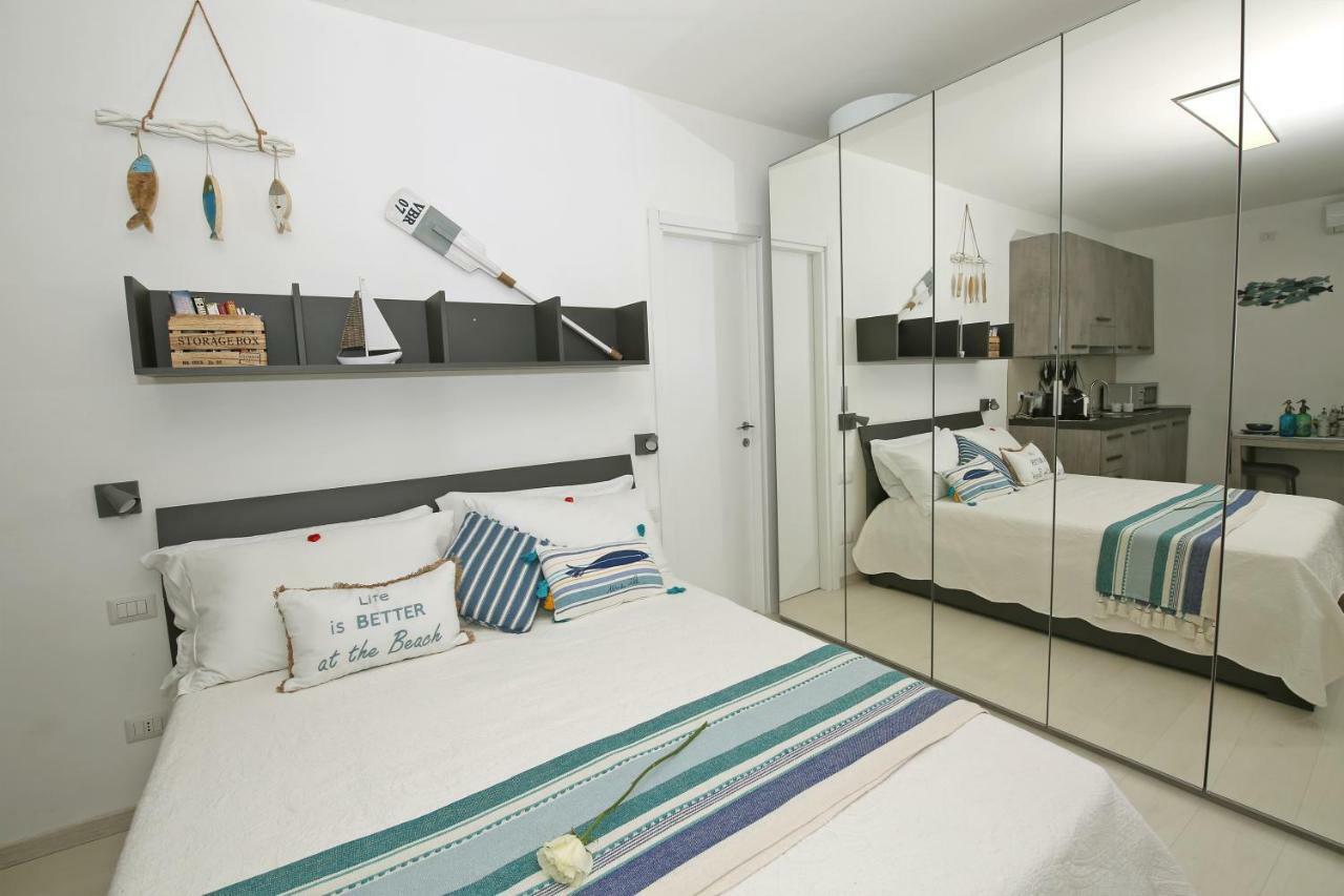 Apartment A Lago Private Beach And Parking Oliveto Lario Extérieur photo